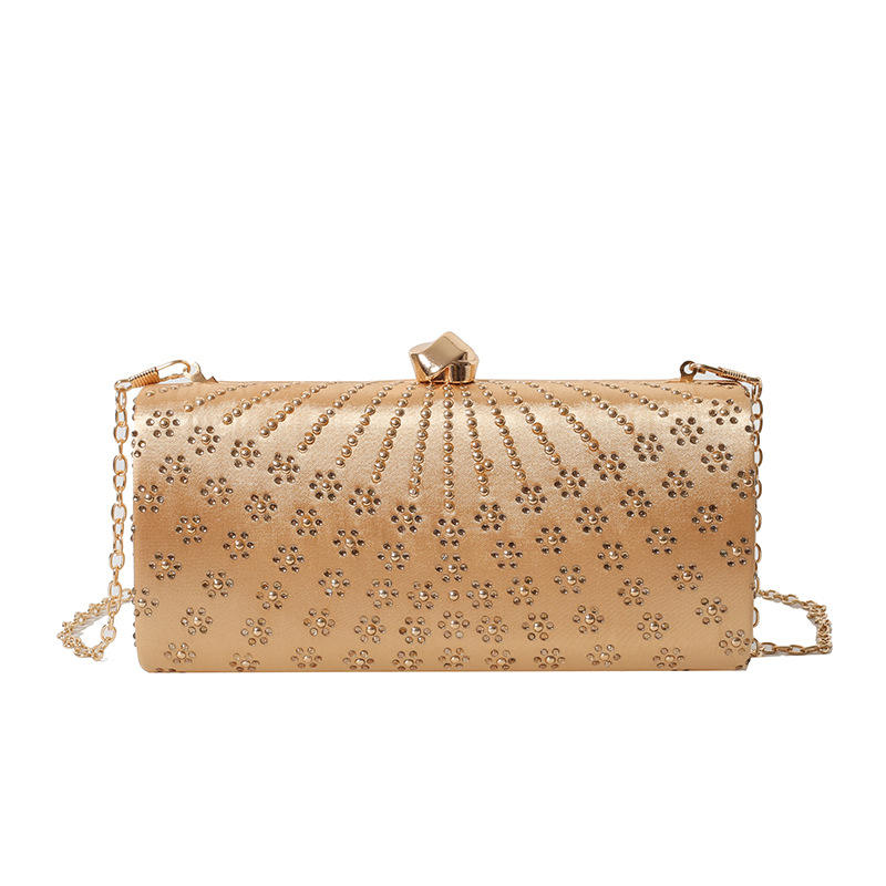 โกลเด้น