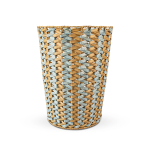 PE woven laundry basket with cover, plastic clothing storage and washing basket, hand woven basket for laundry room