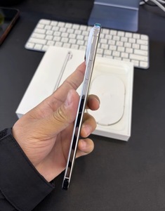 Idéal pour l'apprentissage scolaire, les <span class=keywords><strong>études</strong></span> à domicile et la préparation aux examens, écran FHD 17 pouces, LTE/CDMA, taux de rafraîchissement de 120 Hz, améliore l'apprentissage - Product Image 1