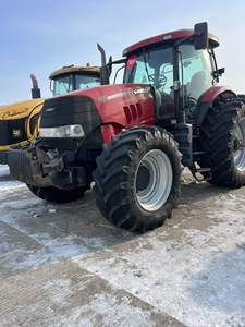 Tracteur agricole sur chenilles Case 210 4x4 avec moteur 210 CV, pompe haute performance et <span class=keywords><strong>conception</strong></span> à entretien facile - Product Image 2