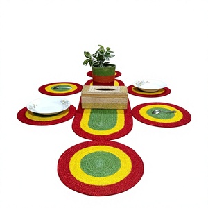 Ensemble de nappes et de sets de table tissés floraux multicolores écologiques de luxe, antidérapants pour la maison et les dîners de mariage, fabriqués au Bangladesh - Product Image 1
