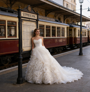 Vestidos de Novia de Satén sin Tirantes <span class=keywords><strong>con</strong></span> Falda de Tul <span class=keywords><strong>con</strong></span> Volantes y Pétalos, Estilo Princesa, <span class=keywords><strong>para</strong></span> <span class=keywords><strong>Bodas</strong></span> en el Jardín - Product Image 4