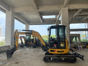 Miniexcavadora compacta 9035F de 35 toneladas con giro de cola cero, motor Yanmar, mejor que Kubota KX033, motor Yanmar ViO35 303.5 - Product Image 3