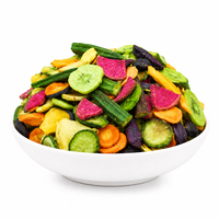 OEM Bulk 12-in-1 Gemengde Groente- en Fruitchips Gebakken Kleurrijke Harde Plantaardige Gezonde Snack Laag in Vet 10kg Klaar om te Eten