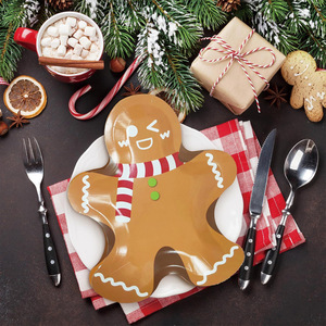 Assiettes jetables <span class=keywords><strong>en</strong></span> forme d'homme <span class=keywords><strong>en</strong></span> pain d'épice Vaisselle décorative Assiettes <span class=keywords><strong>en</strong></span> papier de Noël pour fournitures de fête - Product Image 5