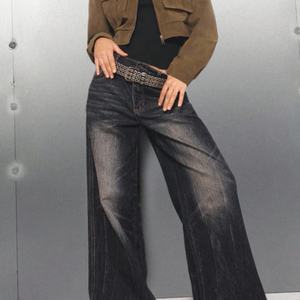 แจ็คเก็ตหนังกลับทรงใหม่ทันสมัยปี 2025 พร้อมกระเป๋าใบใหญ่ แจ็คเก็ตบอมเบอร์หนังกลับสำหรับผู้หญิง - Product Image 2