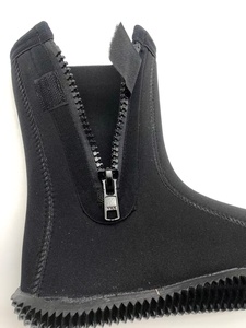 Chaussures de plongée chaudes, légères, antidérapantes, à séchage rapide, en néoprène de 5 mm d'épaisseur - Product Image 6