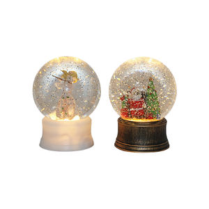 Decoración navideña de resina, bola de cristal para mesa, luz Led, linterna de nieve de Navidad, soporte Usb y música - Product Image 6