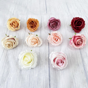Têtes de <span class=keywords><strong>fleurs</strong></span> artificielles en gros pour décorations de mariage, Saint-Valentin et fournitures de décoration de fête DIY - Product Image 1