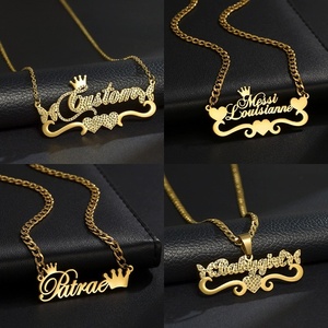 สร้อยคอจี้รูปหัวใจประดับเพชรพร้อมจี้รูปหัวใจ - Product Image 3