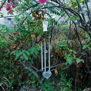 Jinhuoba ornamen dekorasi rumah taman, kerajinan resin malaikat gadis peluk patung besi potong Taman - Product Image 4