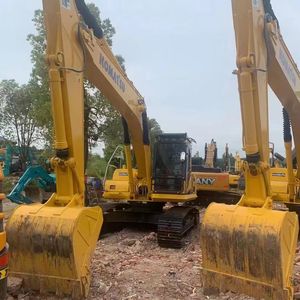 Mini-excavatrice Komatsu PC128 d'occasion d'origine japonaise, certifiée CE, avec accessoire tarière pour une construction efficace - Product Image 3