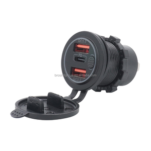 Cargador USB Dual QC3.0 PD de 12V 24V 54W para Auto, Barco y Marino con Interruptor, Carga Rápida, 3 Puertos USB - Product Image 2