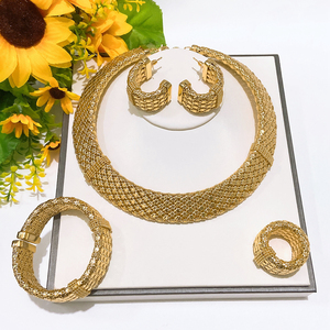 Conjunto de Joyería Italiana Zhuerrui, Chapado en Oro Brasileño, para Bodas y Fiestas, Collar, Pulsera, Aretes y Anillo - Product Image 5