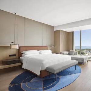 Alfombra de Alta Gama Hecha a Mano con Diseño de Animales, Suave, Duradera y Antideslizante para Sala de Estar, Dormitorio o Uso en el Campo de Golf - Product Image 1