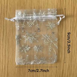 Merry Christmas Organza Gift Pouch 7x9cm White Snowflake Mesh <b>Bag</b> Xmas Ornament <b>Bag</b> Jewelry Earring Wrap for Festival Favors - Product Image 3
