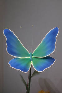 Flores Artificiales Personalizadas Únicas, Mariposa Gigante Brillante, Decoración Impermeable para Bodas, Fiestas, Eventos, Escenarios, Jardín Exterior - Product Image 2