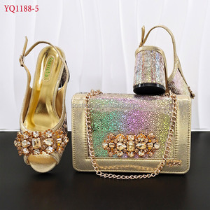 YQ1188 Chaussures italiennes de <span class=keywords><strong>luxe</strong></span> pour femmes, design tendance 2026, avec sacs assortis, chaussures nigérianes et sacs assortis, décoration métallique - Product Image 2