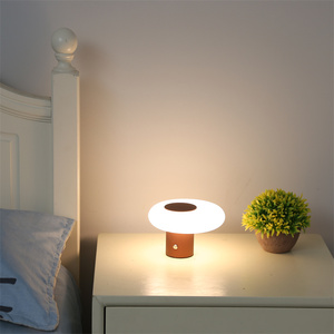 Lámpara de escritorio de mesa recargable por <span class=keywords><strong>USB</strong></span>, luz <span class=keywords><strong>LED</strong></span> inalámbrica de aluminio para restaurante, moderna - Product Image 1
