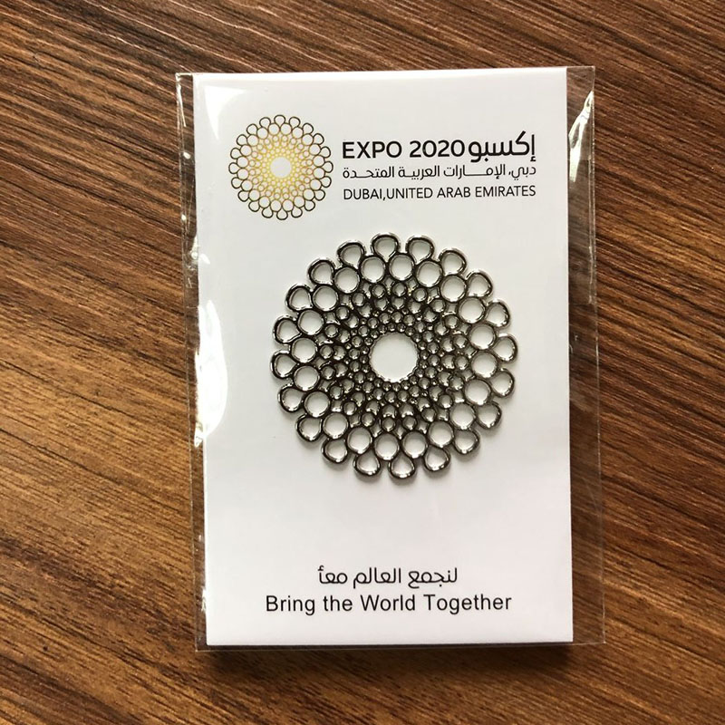 EXPO 2020 DUBAI 記念品 グッズ Expo 2020 Dubai Souvenir Medallion Silver & Gold Colour
