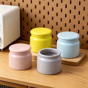 Tarro de cerámica hermético de color sólido estilo nórdico para almacenamiento de granos de café con tapa de plástico, forma cilíndrica, uso doméstico. - Product Image 2
