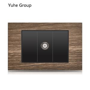 Prise murale tactile en aluminium brossé série 118 avec panneau tactile avancé et fonction de partage de charge (Peer-to-Peer) - Product Image 2