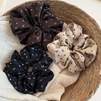 Daou 18cm Chouchous pour cheveux surdimensionnés à haute élasticité avec motif cœur et ruban, Accessoires capillaires pour femmes de haute qualité, Vente en gros