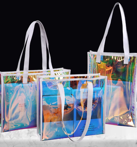 Sac fourre-tout réutilisable avec logo personnalisé de haute qualité avec longue poignée en PU holographique arc-en-ciel clair PVC Laser Design - Product Image 1