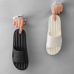 Zapatillas suaves de EVA para hombre y mujer, zapatos de interior, con aspecto de piscina, con cojín como escalones en las nubes - Product Image 3