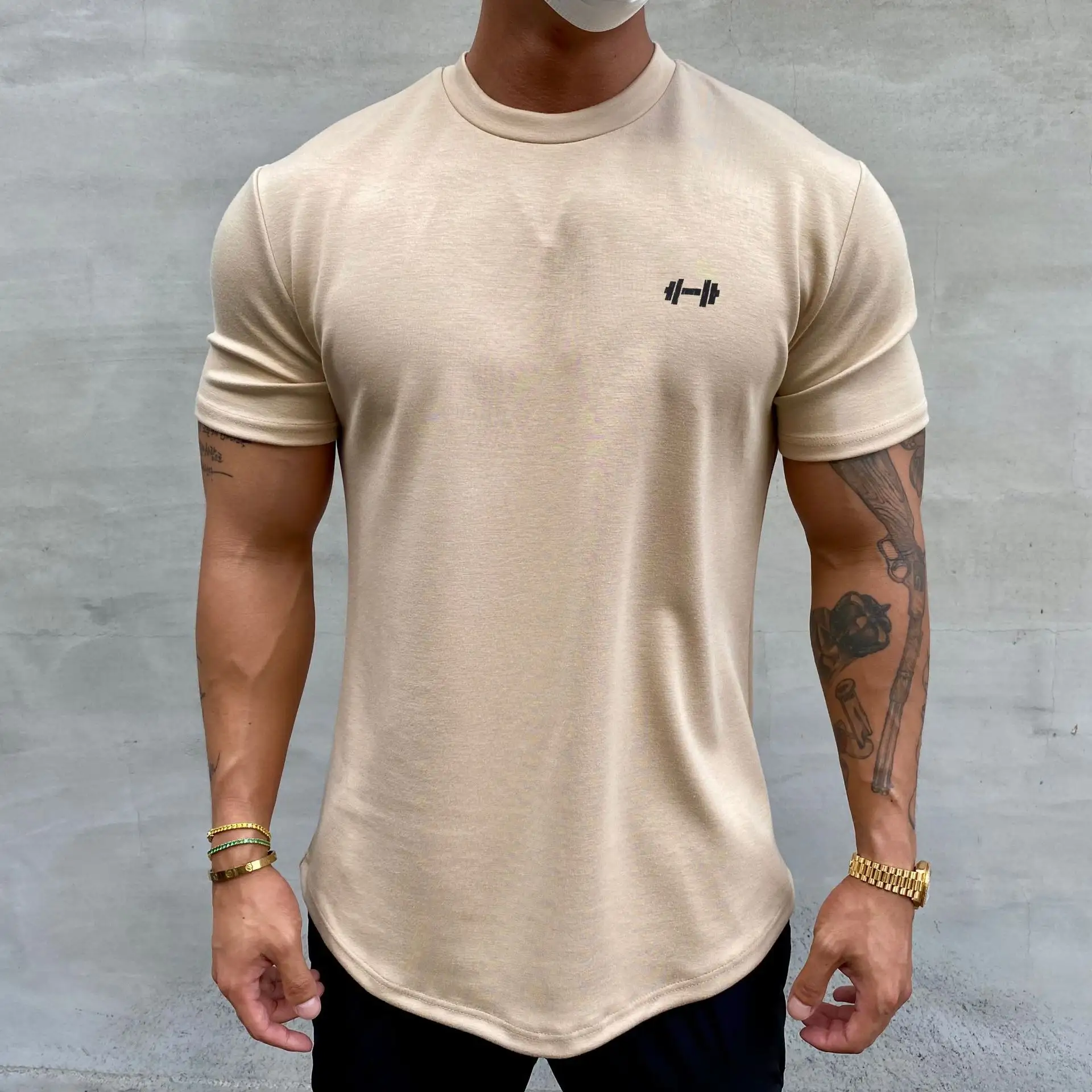 Treinamento de algodão elástico elevado solto ajuste muscular masculino fitness sports T-shirt ginásio T-shirt serigrafia relaxado fit t shirt