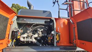 รถขุดขนาด 37 ตัน รุ่น ZX370H เครื่องจักรงานหนักสำหรับงานดิน ปั๊มไฮดรอลิก มอเตอร์ขนาดใหญ่ สำหรับงานขุดเหมืองขนาดใหญ่ ใช้ในเหมืองหิน - Product Image 5