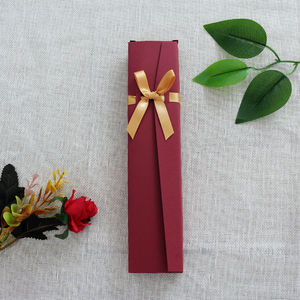 Invito Matrimoniale Personalizzato con Foglia d'Oro e Nastro con Nappina in Confezione di Qualità per Eventi Nuziali - Product Image 6