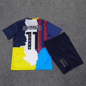 Vêtements de football pour enfants de haute qualité en gros, uniforme de football respirant à séchage rapide - Product Image 2