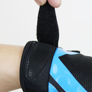 صنع المصنع قبضة فائقة NFL التبريد قفازات استقبال واسعة مخصصة لزجة للغاية قفازات استقبال كرة القدم مع إغلاق حزام - Product Image 6