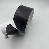 Ruban adhésif acrylique noir haute adhérence en feuille d'aluminium réfléchissant la chaleur pour l'isolation des tuyaux, le jointement et la découpe sur mesure