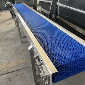 YUJIE Hafif Modüler Bantlı Yerçekimi Konveyörü 220V/380V Kolay Entegrasyon Pürüzsüz Hassas Taşıma Hızı Ayarlanabilir Yeni - Product Image 5