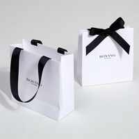Bolsa de Papel Blanca para Joyería con Logotipo Personalizado al por Mayor de Boyang