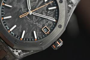 Reloj Cronógrafo Modelo 15500 de Lujo Más Vendido con Caja de Fibra de Carbono, Esfera de Cristal de Zafiro, 41 mm, Resistente al Agua 20 m - Product Image 5