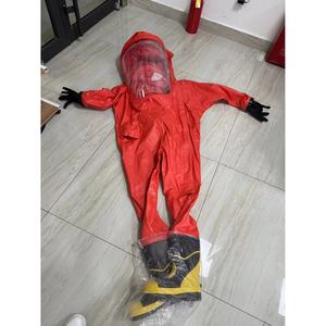 Traje de protección química de alta resistencia nivel A con costuras soldadas para manipulación de petróleo y productos químicos - Product Image 4