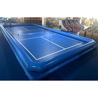 Terrain de pickleball gonflable de luxe pour sports nautiques, île flottante de sport sur mesure pour piscine en mer, arène gonflable en PVC premium