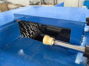 Macchina per Scanalatura <span class=keywords><strong>Pallet</strong></span> <span class=keywords><strong>in</strong></span> <span class=keywords><strong>Legno</strong></span> - Fresatrice Automatica a Singola/Doppia Scanalatura per Pannelli <span class=keywords><strong>in</strong></span> <span class=keywords><strong>Legno</strong></span> - Product Image 4