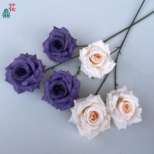 Rosas Artificiales Laifei de 3 Cabezas, Flores de Seda Realistas para Decoración de Bodas, Pasillos y Salones - Product Image 3