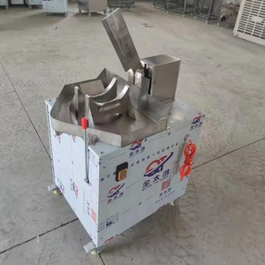 Noix <span class=keywords><strong>de</strong></span> coco fraîche verte coupée à la machine pour restaurants, magasins d'alimentation et lignes <span class=keywords><strong>de</strong></span> production <span class=keywords><strong>de</strong></span> lait <span class=keywords><strong>de</strong></span> coco - Product Image 3