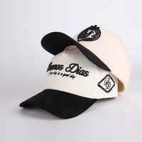 Casquette de baseball sportive en tissu éponge brodée en 3D personnalisée en gros, casquette de sport 5 panneaux de haute qualité avec visière en daim unisexe