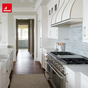 Armoires de cuisine Alland Classic American Style en MDF laqué blanc avec un capot de protection décoratif à bords métalliques - Product Image 3
