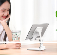Ayarlanabilir yeni tasarım masa dostu telefon tutucu standı kalın kılıf cep telefon tutucu standı
