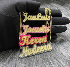 Collar de acero inoxidable chapado en oro, personalizado, 2023 - Product Image 5