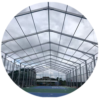 Structure de tente de padel en PVC d'extérieur, terrain de paddle-tennis avec toit couvert, terrain de padel panoramique, couverture en matériau anti-chaleur