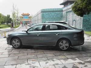 Geely Galaxy Starshine 6 2026, el Sedán Híbrido Más Vendido, Autos Nuevos Chinos para Exportación, Depósito <span class=keywords><strong>de</strong></span> 2000 <span class=keywords><strong>USD</strong></span> - Product Image 2