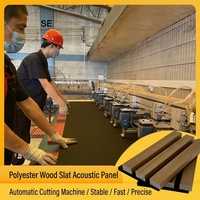Panneau mural acoustique en bois lamellé de noyer de qualité supérieure avec support en feutre PET insonorisant pour studio d'enregistrement